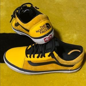 The north face x Vans yellow SZ 9